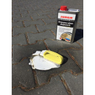 Preparat do USUWANIA PLAM OLEJU z kostki brukowej JURGA zmywacz plam 1L